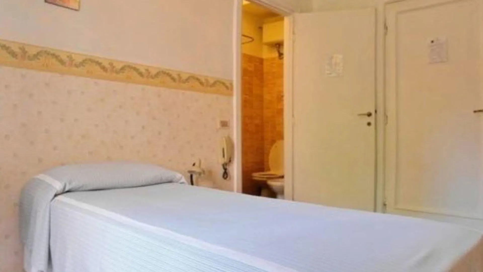 Hotel Nova Domus Aurelia Rome 3*,